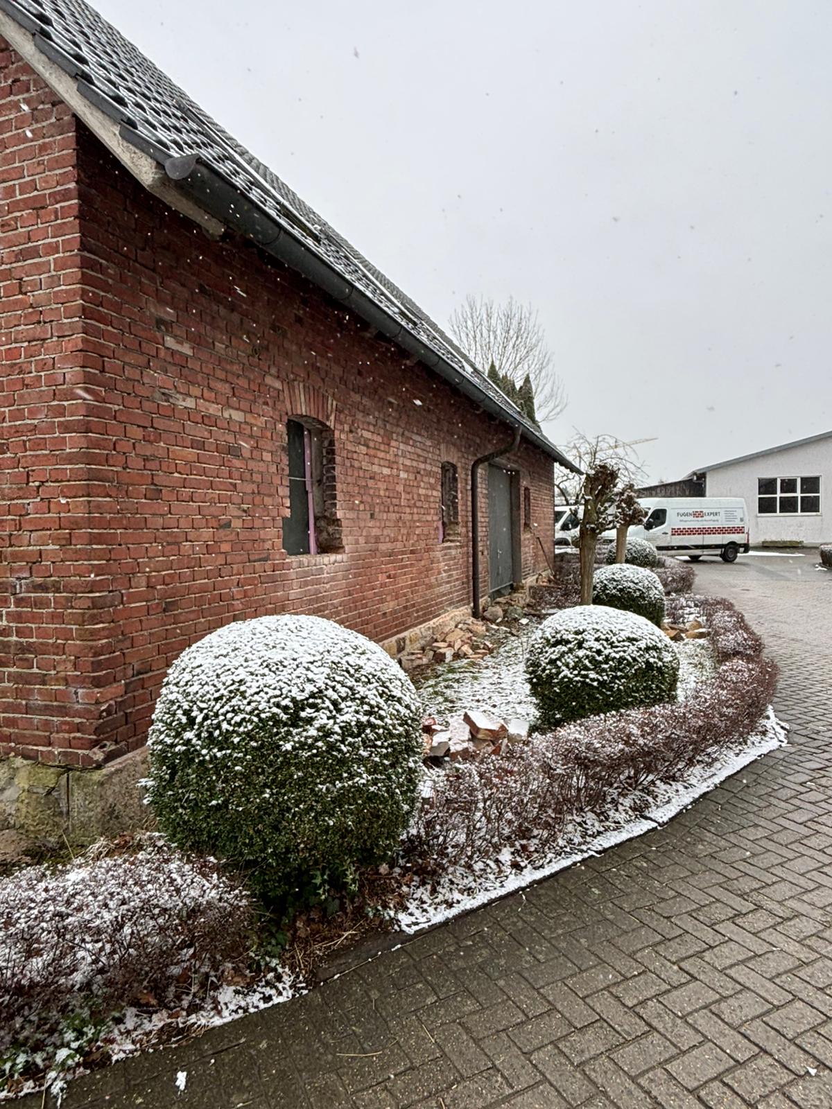 Bauernhof Klinkergebäude – verwitterte Fugen